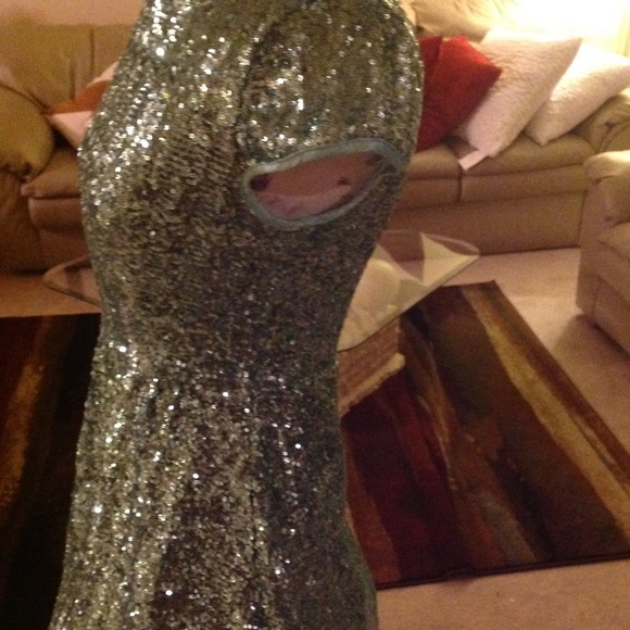 Women dress by Arden B green size 6 - Picture 5 of 7